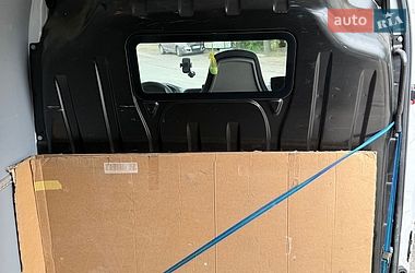 Вантажний фургон Renault Master 2022 в Львові