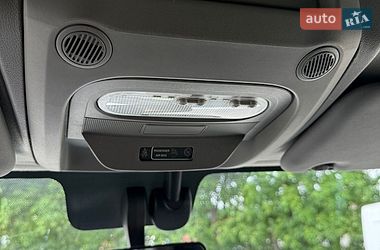 Вантажний фургон Renault Master 2022 в Львові