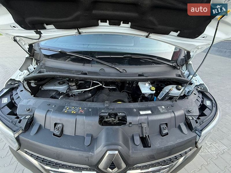 Грузовой фургон Renault Master 2023 в Днепре