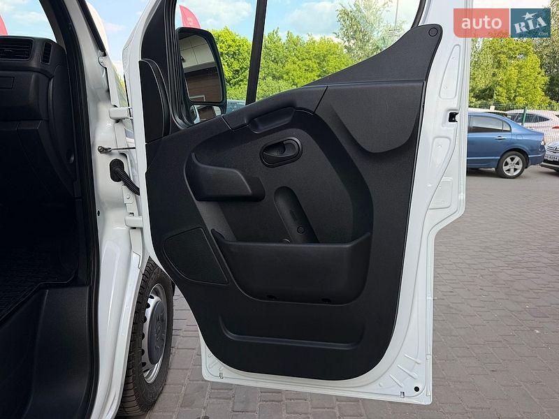 Вантажний фургон Renault Master 2022 в Бердичеві