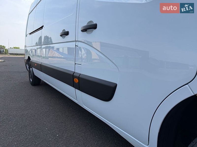 Вантажний фургон Renault Master 2022 в Ковелі