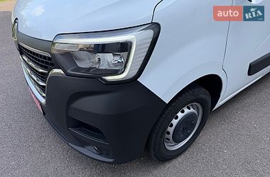 Вантажний фургон Renault Master 2022 в Ковелі