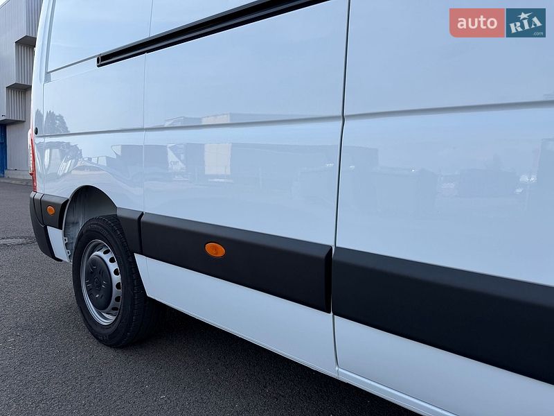 Вантажний фургон Renault Master 2022 в Ковелі