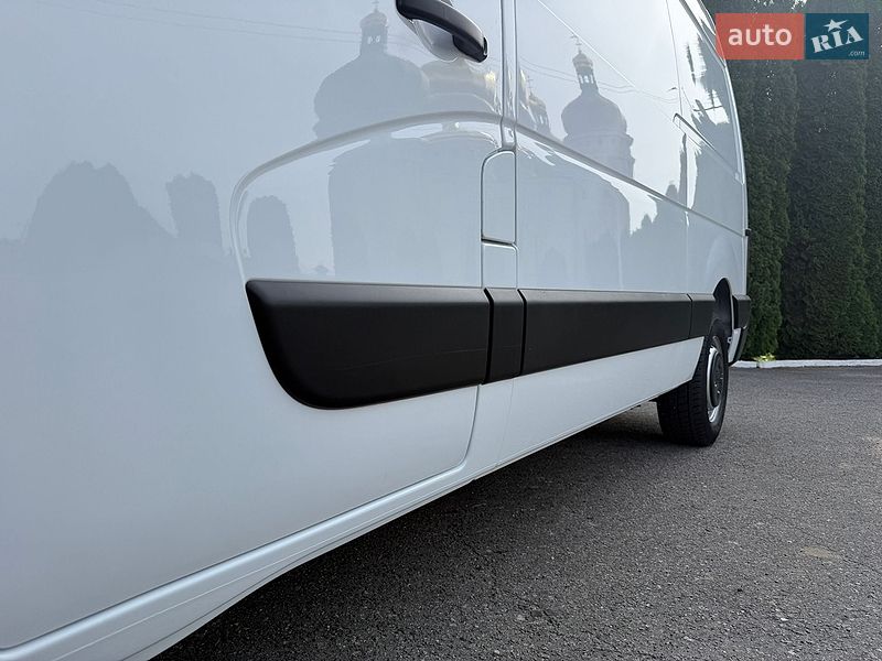 Вантажний фургон Renault Master 2021 в Дубні