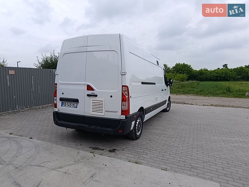 Вантажний фургон Renault Master 2020 в Радехові