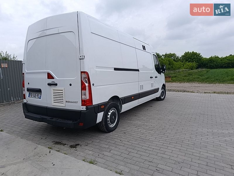 Вантажний фургон Renault Master 2020 в Радехові
