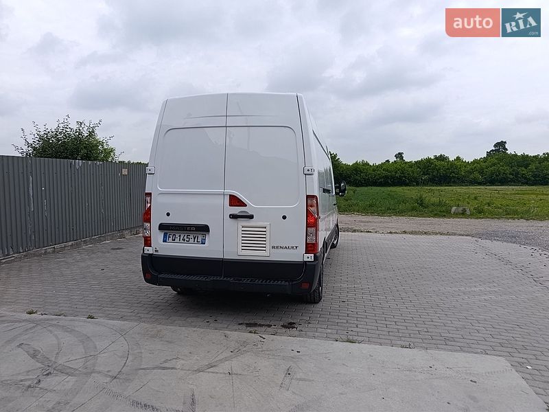 Вантажний фургон Renault Master 2020 в Радехові