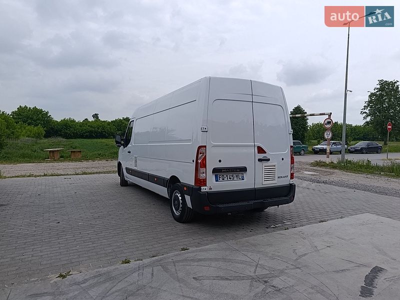 Вантажний фургон Renault Master 2020 в Радехові