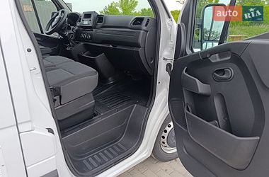 Вантажний фургон Renault Master 2020 в Радехові