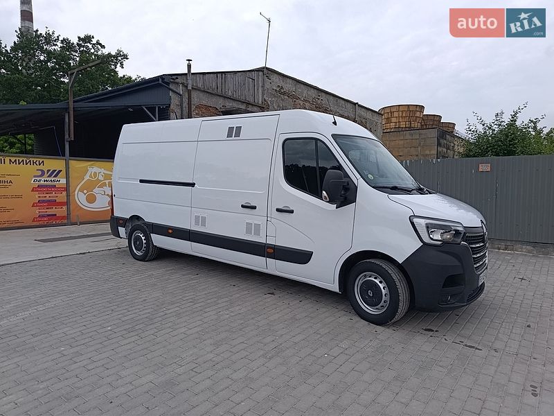 Вантажний фургон Renault Master 2020 в Радехові