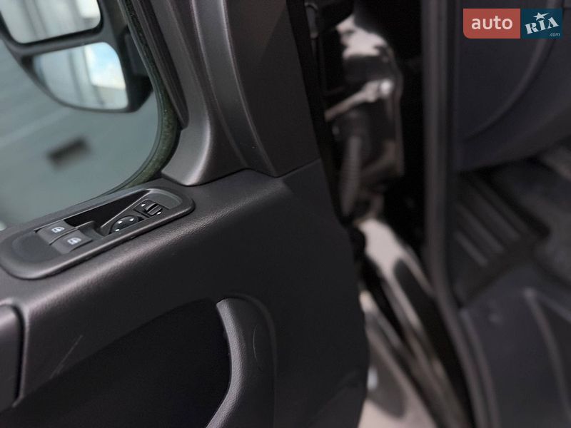 Мікроавтобус вантажний (до 3,5т) Renault Master 2021 в Дубні