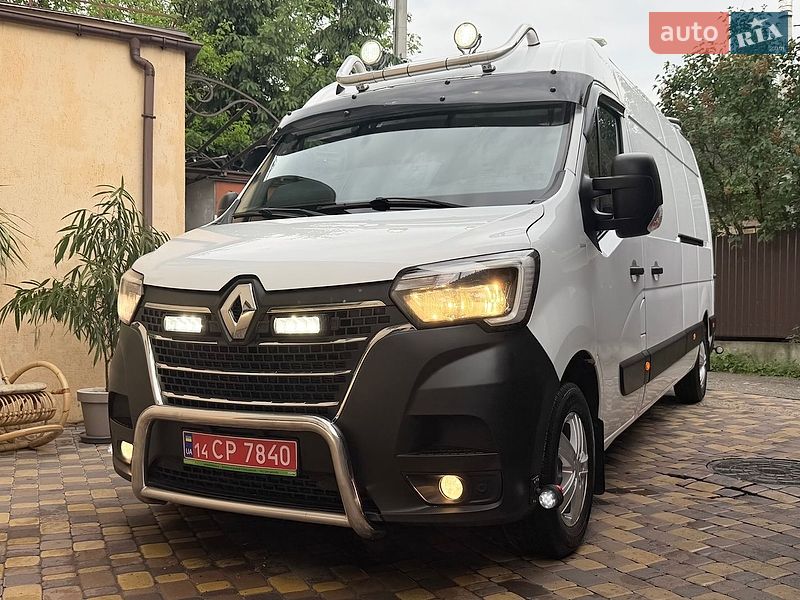 Renault Master 2023