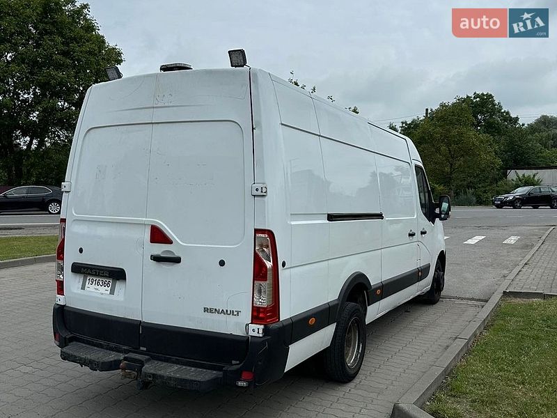 Вантажний фургон Renault Master 2020 в Львові