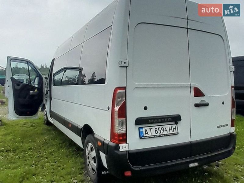 Мікроавтобус Renault Master 2015 в Івано-Франківську