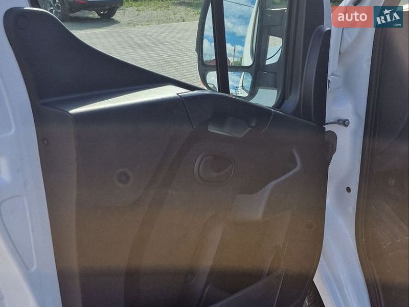 Вантажний фургон Renault Master 2020 в Бердичеві