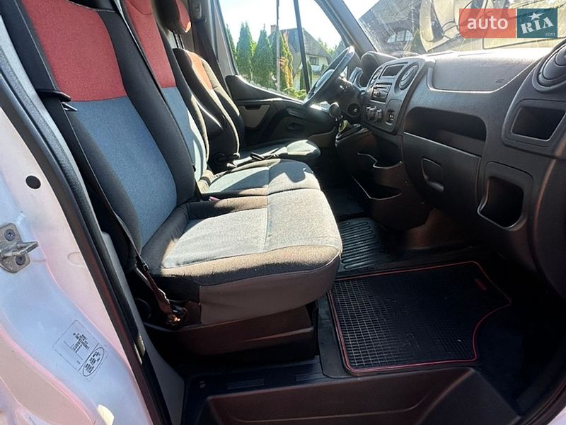 Грузовой фургон Renault Master 2010 в Ивано-Франковске