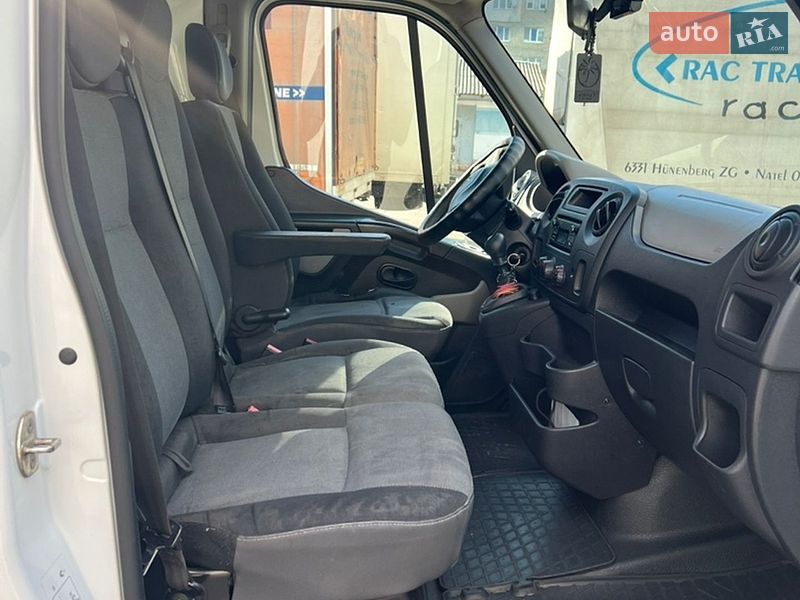 Микроавтобус грузовой (до 3,5т) Renault Master 2012 в Стрые