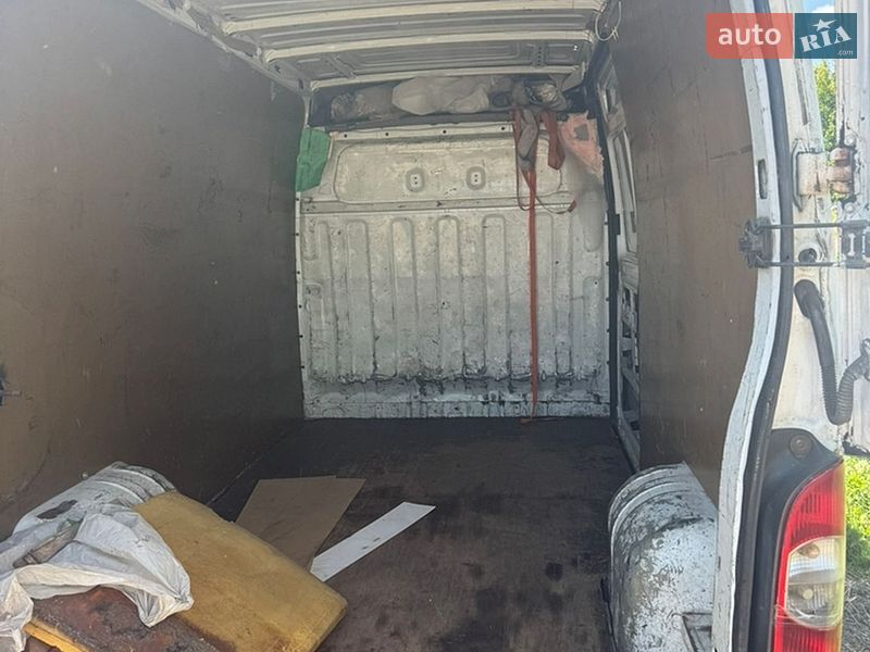 Грузовой фургон Renault Master 2006 в Прилуках