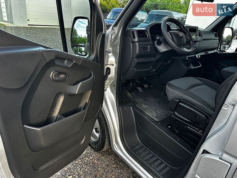 Другие грузовики Renault Master 2022 в Буче