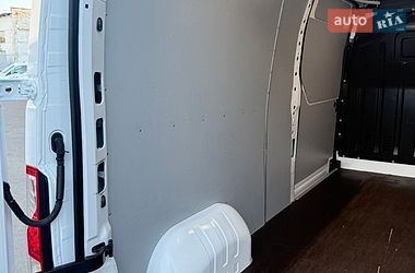Грузовой фургон Renault Master 2020 в Луцке