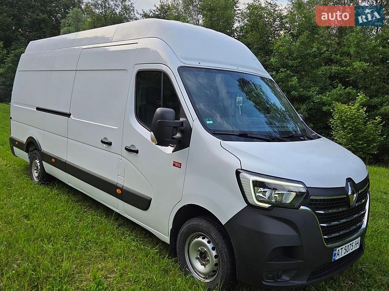 Грузовой фургон Renault Master 2020 в Снятине