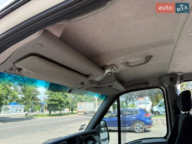 Евакуатор Renault Master 2005 в Рівному
