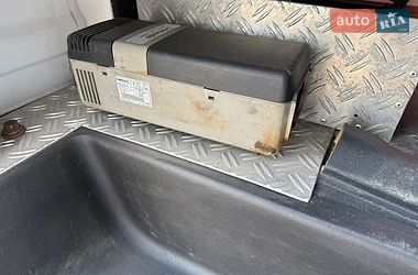 Евакуатор Renault Master 2005 в Рівному