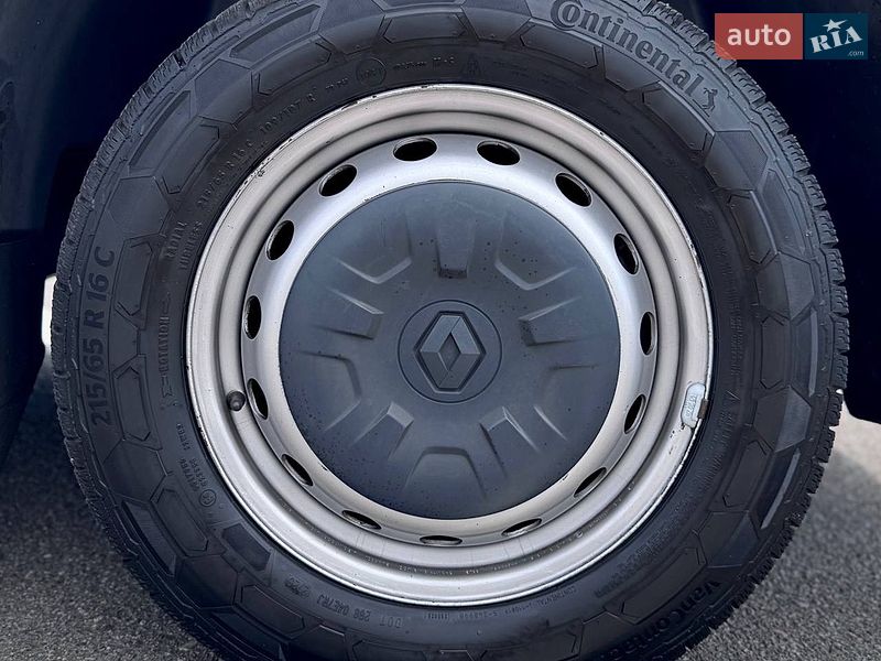 Грузовой фургон Renault Master 2021 в Киеве