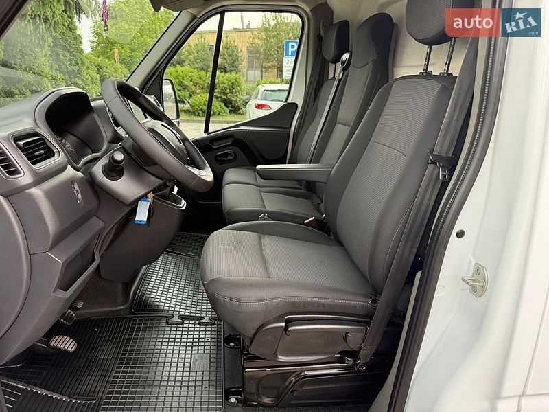Вантажний фургон Renault Master 2023 в Дубні фото 44 Вантажний фургон Renault Master 2023 в Дубні