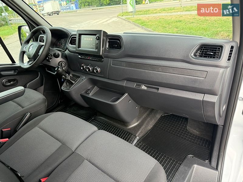 Вантажний фургон Renault Master 2023 в Дубні фото 63 Вантажний фургон Renault Master 2023 в Дубні