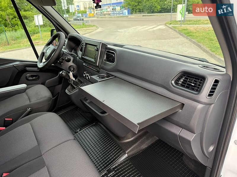 Вантажний фургон Renault Master 2023 в Дубні фото 71 Вантажний фургон Renault Master 2023 в Дубні