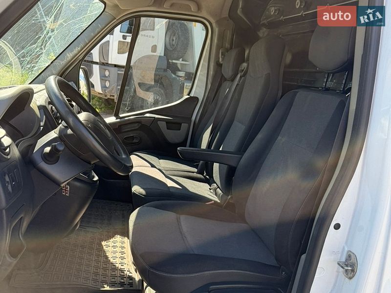 Вантажний фургон Renault Master 2016 в Києві фото 12 Вантажний фургон Renault Master 2016 в Києві
