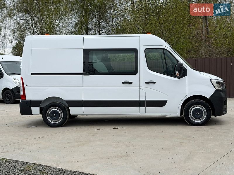 Грузопассажирский фургон Renault Master 2021 в Дубно