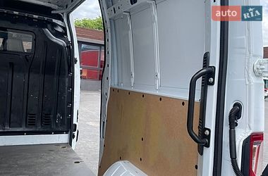 Грузовой фургон Renault Master 2022 в Луцке