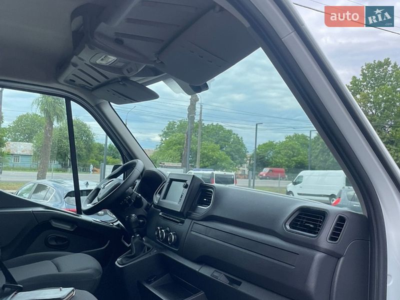 Грузовой фургон Renault Master 2022 в Луцке