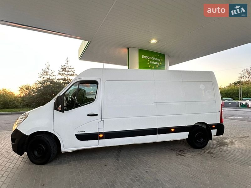 Грузовой фургон Renault Master 2010 в Ивано-Франковске