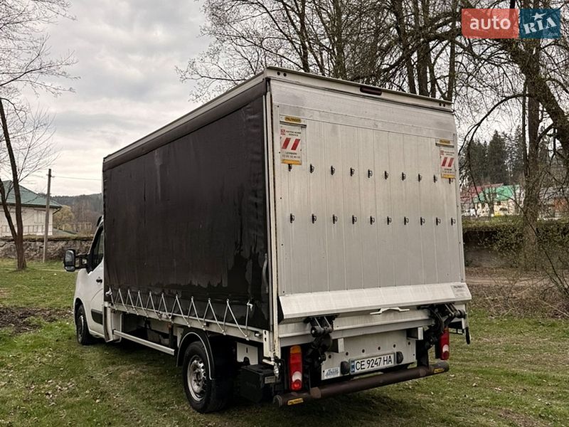 Грузовой фургон Renault Master 2022 в Путиле