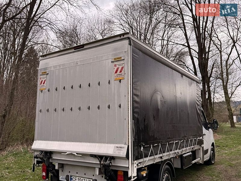 Грузовой фургон Renault Master 2022 в Путиле