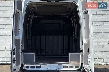 Грузовой фургон Renault Master 2024 в Киеве