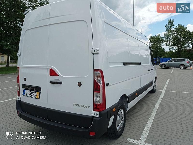 Вантажний фургон Renault Master 2018 в Івано-Франківську