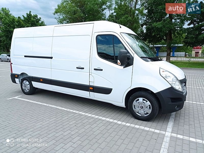 Вантажний фургон Renault Master 2018 в Івано-Франківську