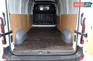 Вантажний фургон Renault Master 2018 в Івано-Франківську