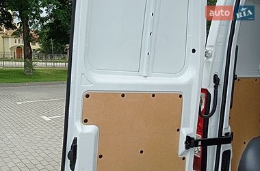 Вантажний фургон Renault Master 2018 в Івано-Франківську