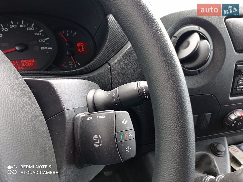 Вантажний фургон Renault Master 2018 в Івано-Франківську
