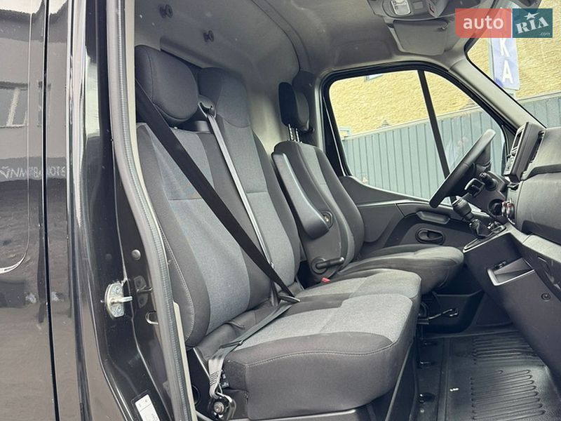 Мікроавтобус вантажний (до 3,5т) Renault Master 2021 в Рівному