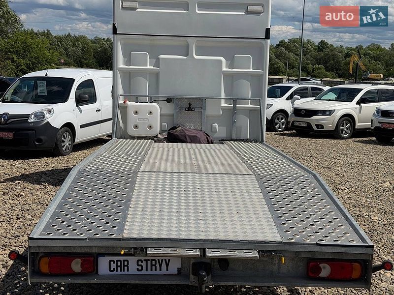 Автовоз Renault Master 2017 в Стрию