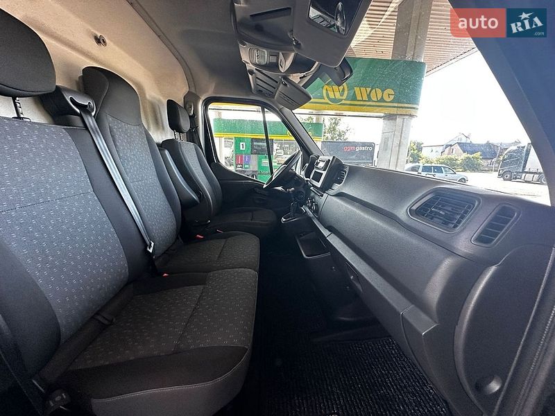 Вантажний фургон Renault Master 2022 в Києві