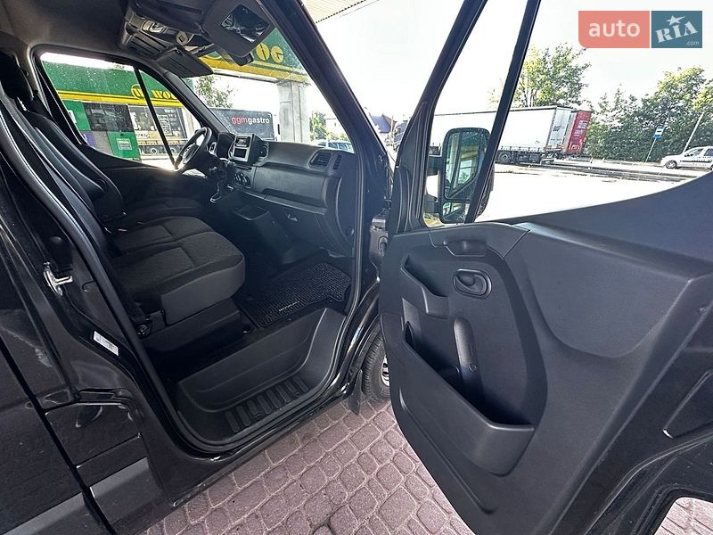 Вантажний фургон Renault Master 2022 в Києві