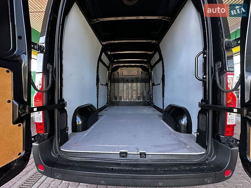 Вантажний фургон Renault Master 2022 в Києві