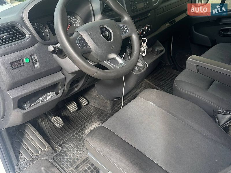 Тентований Renault Master 2020 в Міжгір'ї